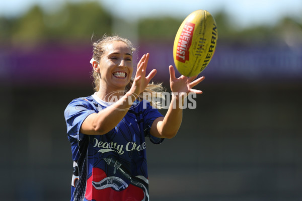 AFLW 2024 Round 10 - Walyalup v Western Bulldogs - A-55591247