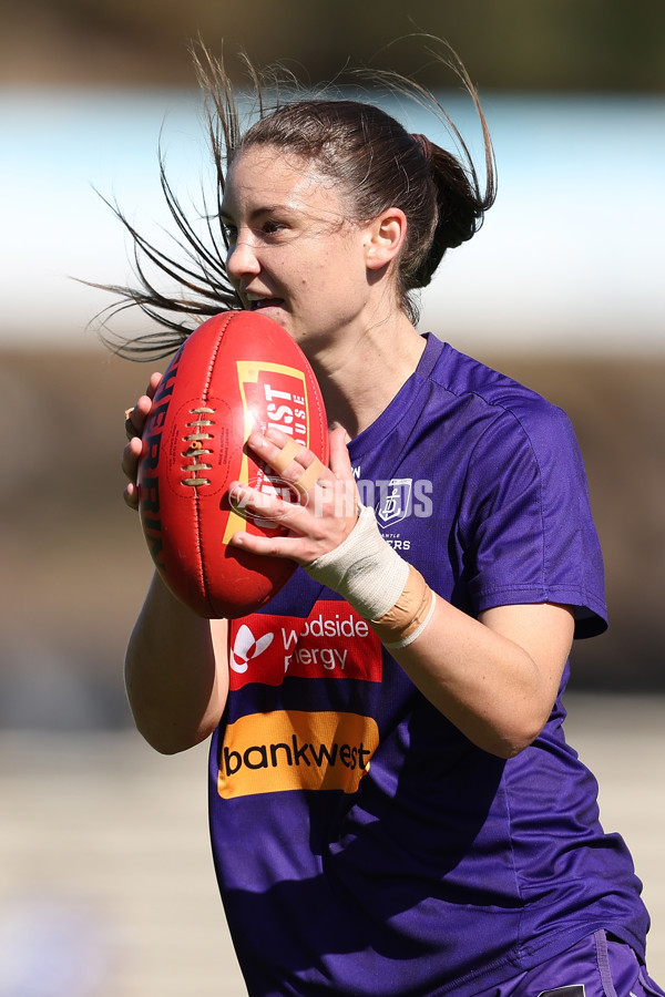 AFLW 2024 Round 10 - Walyalup v Western Bulldogs - A-55593148