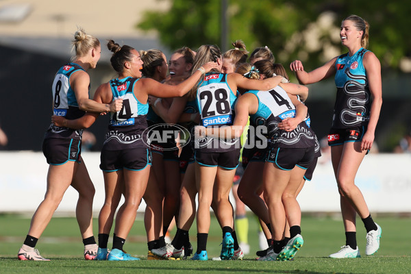 AFLW 2024 Round 10 - Yartapuulti v GWS - A-55593185