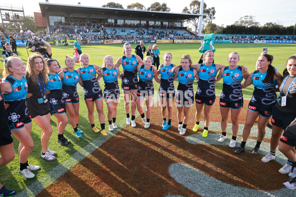 AFLW 2024 Round 10 - Yartapuulti v GWS - A-55593954