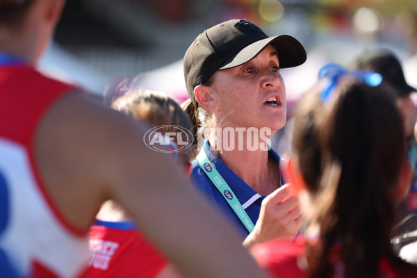 AFLW 2024 Round 10 - Walyalup v Western Bulldogs - A-55594010