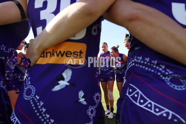 AFLW 2024 Round 10 - Walyalup v Western Bulldogs - A-55595956