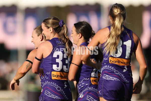 AFLW 2024 Round 10 - Walyalup v Western Bulldogs - A-55596012