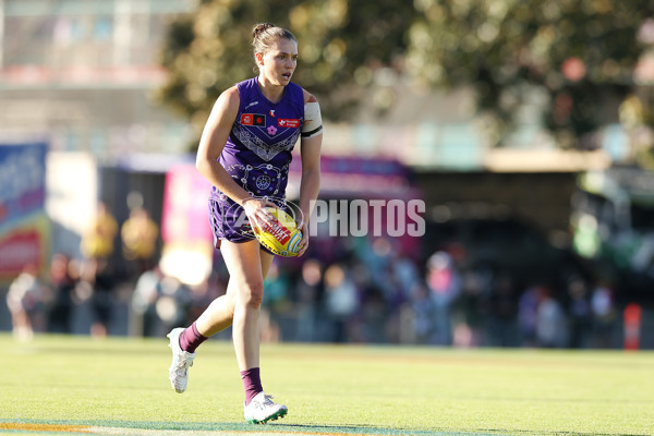 AFLW 2024 Round 10 - Walyalup v Western Bulldogs - A-55596042