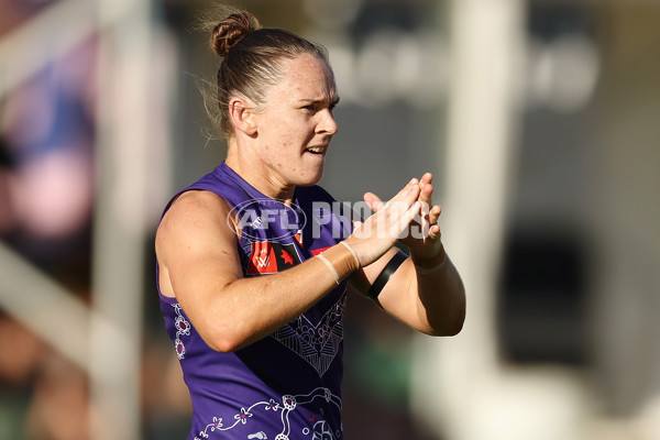 AFLW 2024 Round 10 - Walyalup v Western Bulldogs - A-55596588