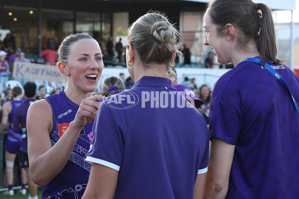 AFLW 2024 Round 10 - Walyalup v Western Bulldogs - A-55596658