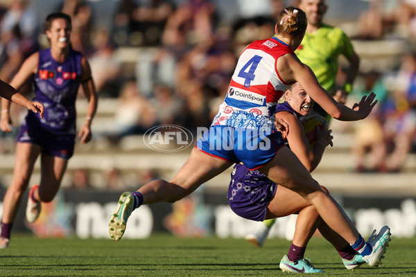 AFLW 2024 Round 10 - Walyalup v Western Bulldogs - A-55598386