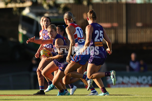 AFLW 2024 Round 10 - Walyalup v Western Bulldogs - A-55598453