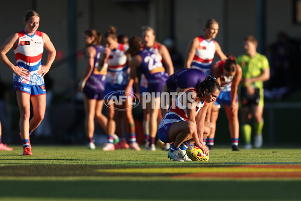 AFLW 2024 Round 10 - Walyalup v Western Bulldogs - A-55600710