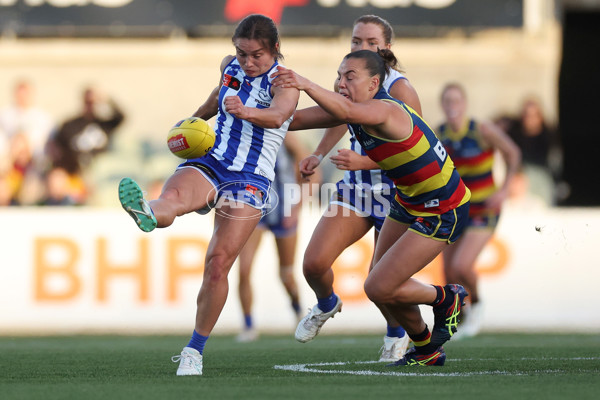 AFLW 2024 First Qualifying Final - North Melbourne v Adelaide - A-55650914