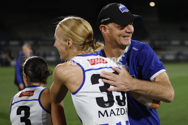 AFLW 2024 First Qualifying Final - North Melbourne v Adelaide - A-55652778