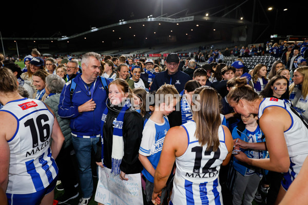 AFLW 2024 First Qualifying Final - North Melbourne v Adelaide - A-55653968