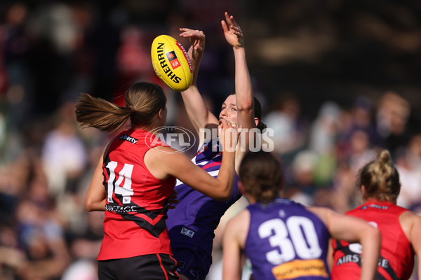 AFLW 2024 First Elimination Final - Fremantle v Essendon - A-55657269