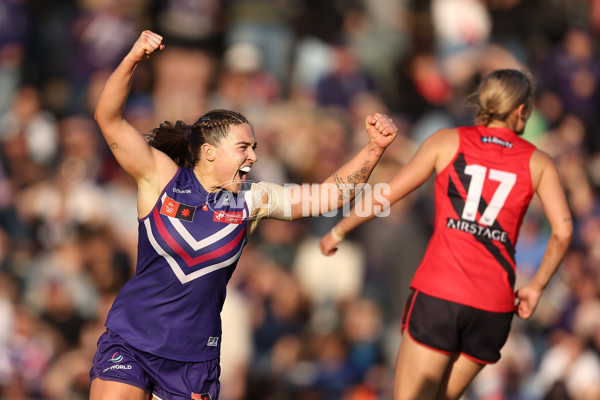 AFLW 2024 First Elimination Final - Fremantle v Essendon - A-55657313