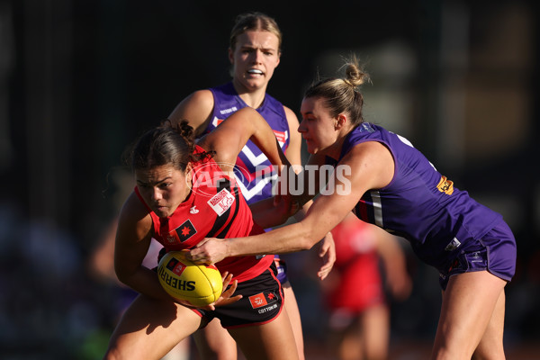 AFLW 2024 First Elimination Final - Fremantle v Essendon - A-55657346