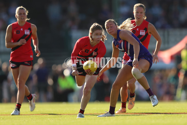 AFLW 2024 First Elimination Final - Fremantle v Essendon - A-55657533