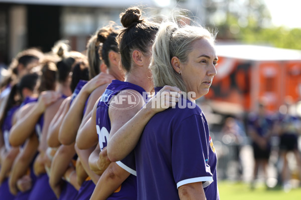 AFLW 2024 First Elimination Final - Fremantle v Essendon - A-55660032