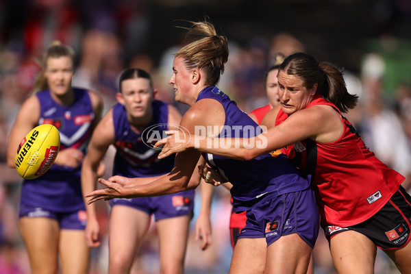 AFLW 2024 First Elimination Final - Fremantle v Essendon - A-55660053