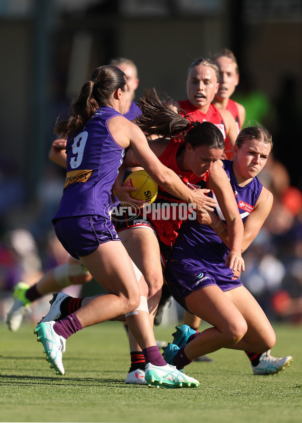 AFLW 2024 First Elimination Final - Fremantle v Essendon - A-55661216