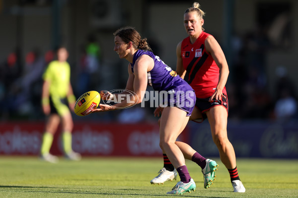 AFLW 2024 First Elimination Final - Fremantle v Essendon - A-55661232