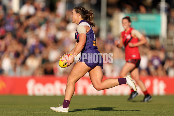 AFLW 2024 First Elimination Final - Fremantle v Essendon - A-55661237