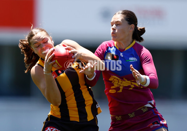 AFLW 2024 Second Qualifying Final - Hawthorn v Brisbane - A-55663760