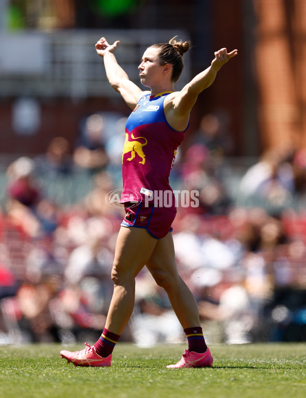 AFLW 2024 Second Qualifying Final - Hawthorn v Brisbane - A-55665963