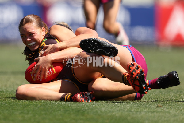 AFLW 2024 Second Qualifying Final - Hawthorn v Brisbane - A-55666020