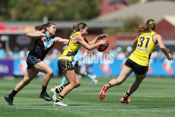 AFLW 2024 Second Elimination Final - Port Adelaide v Richmond - A-55666037