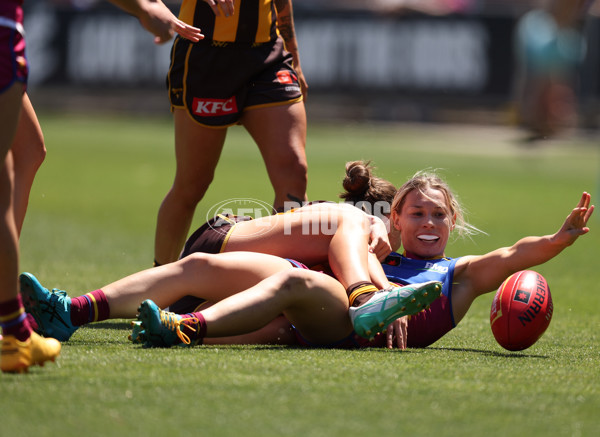 AFLW 2024 Second Qualifying Final - Hawthorn v Brisbane - A-55666073