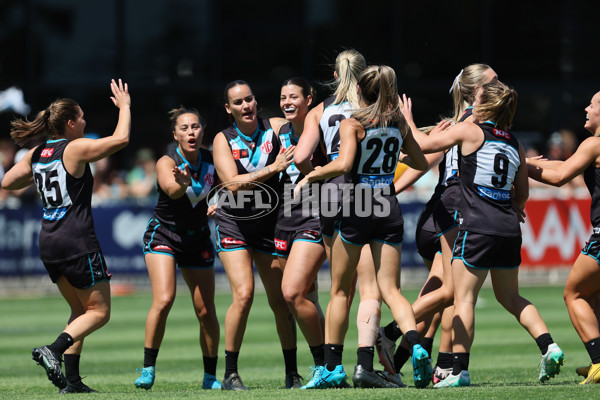 AFLW 2024 Second Elimination Final - Port Adelaide v Richmond - A-55668583