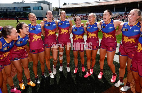 AFLW 2024 Second Qualifying Final - Hawthorn v Brisbane - A-55668595
