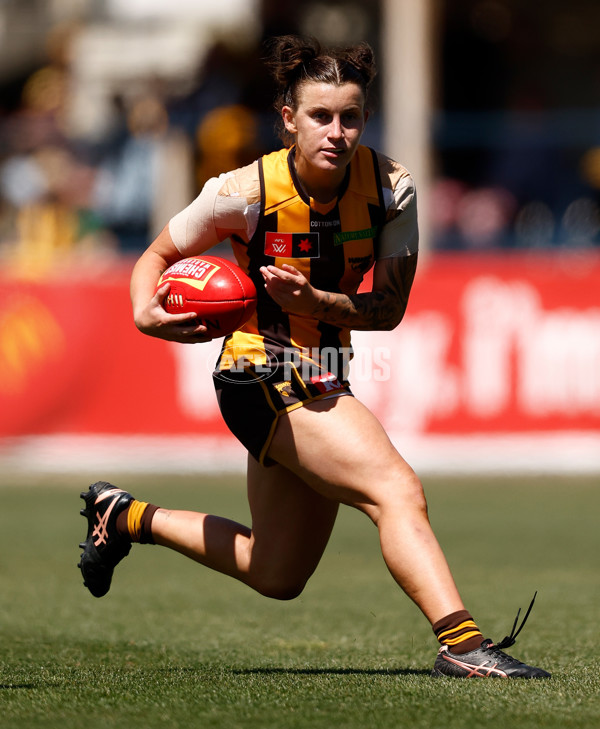 AFLW 2024 Second Qualifying Final - Hawthorn v Brisbane - A-55668624