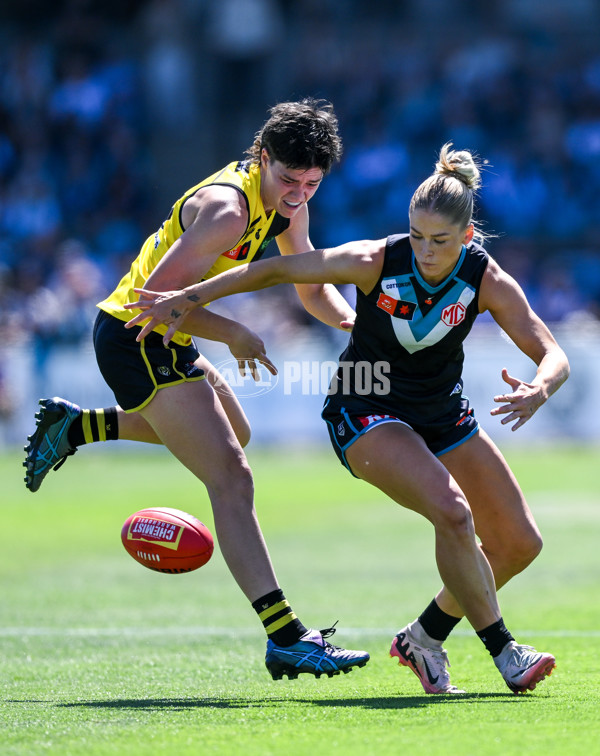 AFLW 2024 Second Elimination Final - Port Adelaide v Richmond - A-55668672