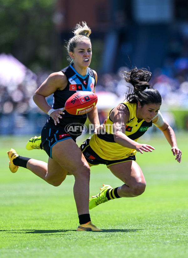 AFLW 2024 Second Elimination Final - Port Adelaide v Richmond - A-55668818