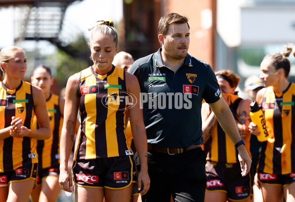 AFLW 2024 Second Qualifying Final - Hawthorn v Brisbane - A-55668819