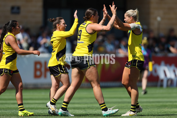 AFLW 2024 Second Elimination Final - Port Adelaide v Richmond - A-55668854