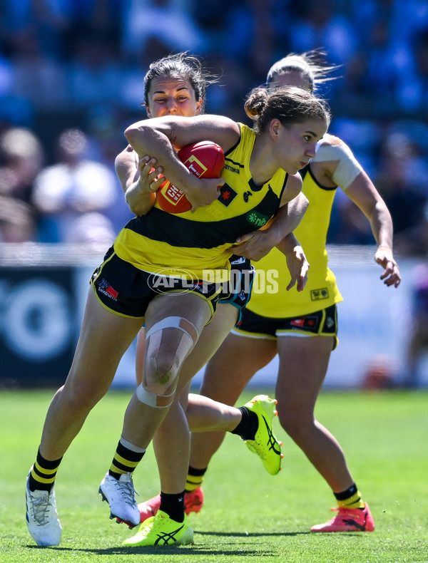 AFLW 2024 Second Elimination Final - Port Adelaide v Richmond - A-55671119