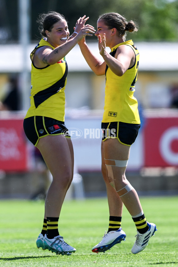 AFLW 2024 Second Elimination Final - Port Adelaide v Richmond - A-55671170