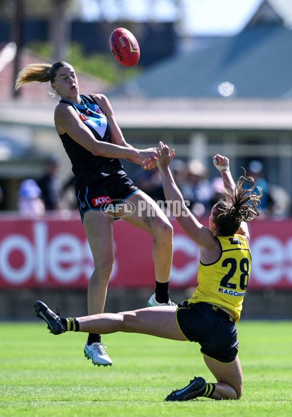 AFLW 2024 Second Elimination Final - Port Adelaide v Richmond - A-55671179