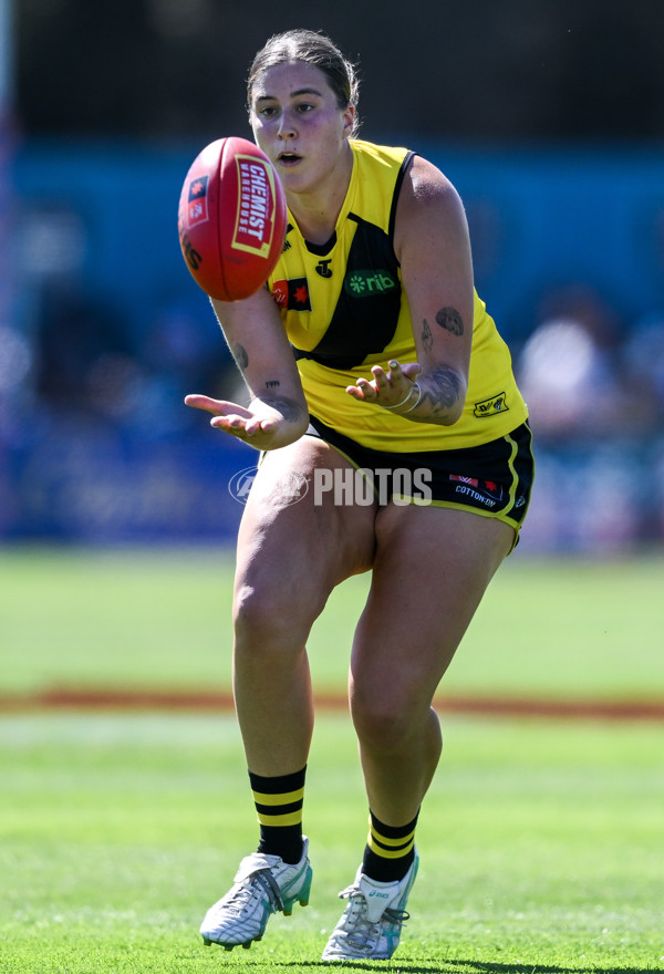 AFLW 2024 Second Elimination Final - Port Adelaide v Richmond - A-55671181