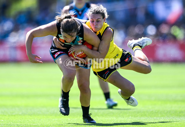 AFLW 2024 Second Elimination Final - Port Adelaide v Richmond - A-55671237