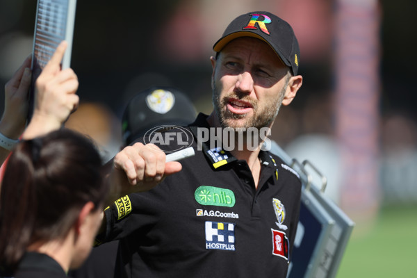 AFLW 2024 Second Elimination Final - Port Adelaide v Richmond - A-55671246