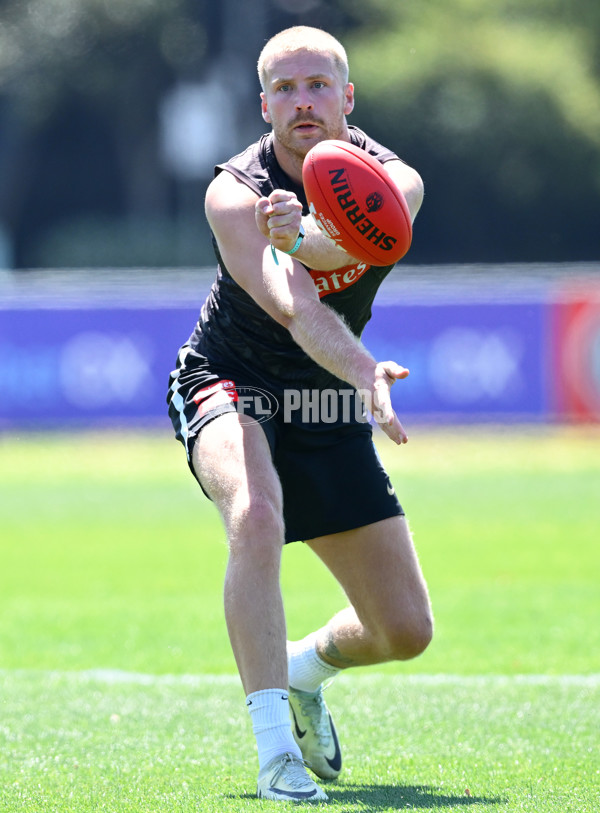 AFL 2024 Training - Collingwood 111124 - A-55687634