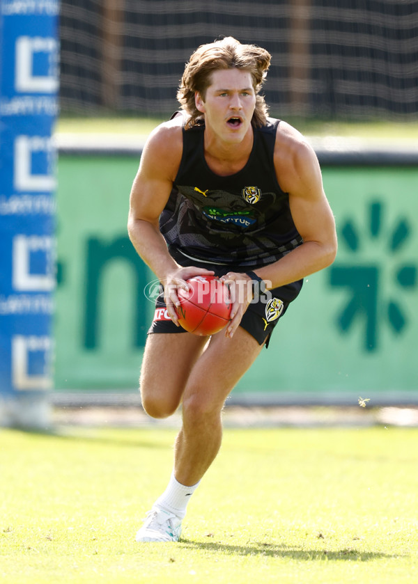 AFL 2024 Training - Richmond 151124 - A-55698110