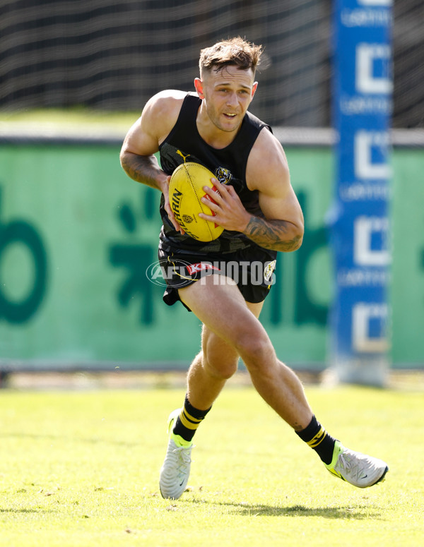 AFL 2024 Training - Richmond 151124 - A-55698114