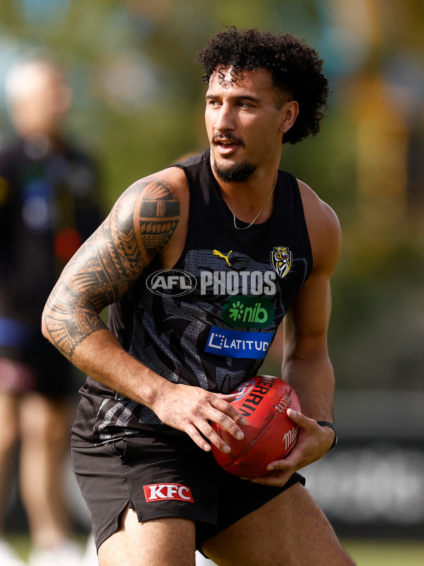 AFL 2024 Training - Richmond 151124 - A-55700207