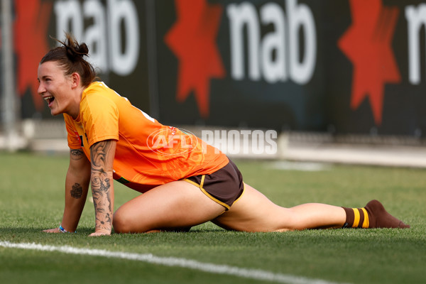 AFLW 2024 Second Semi Final - Hawthorn v Port Adelaide - A-55704915