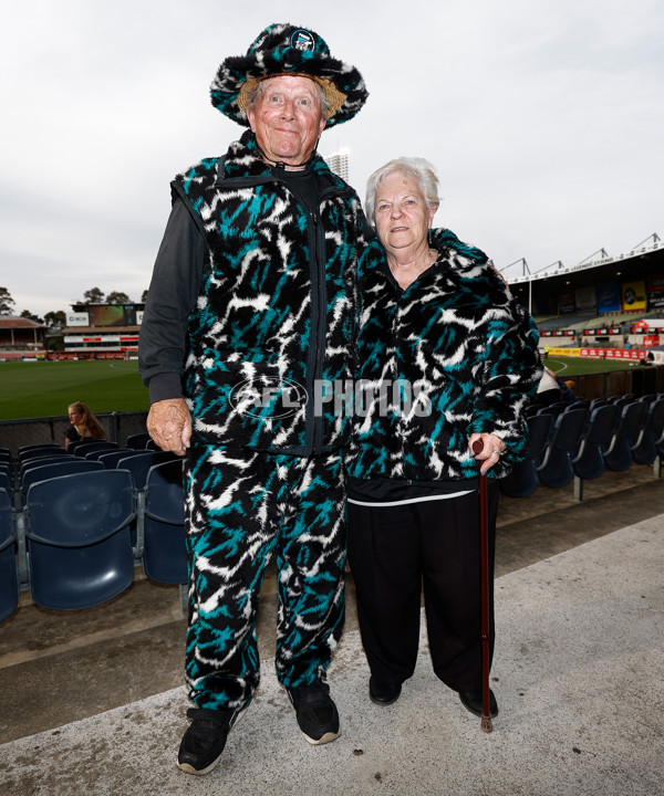 AFLW 2024 Second Semi Final - Hawthorn v Port Adelaide - A-55707815