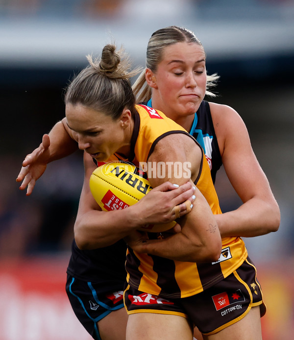 AFLW 2024 Second Semi Final - Hawthorn v Port Adelaide - A-55707852